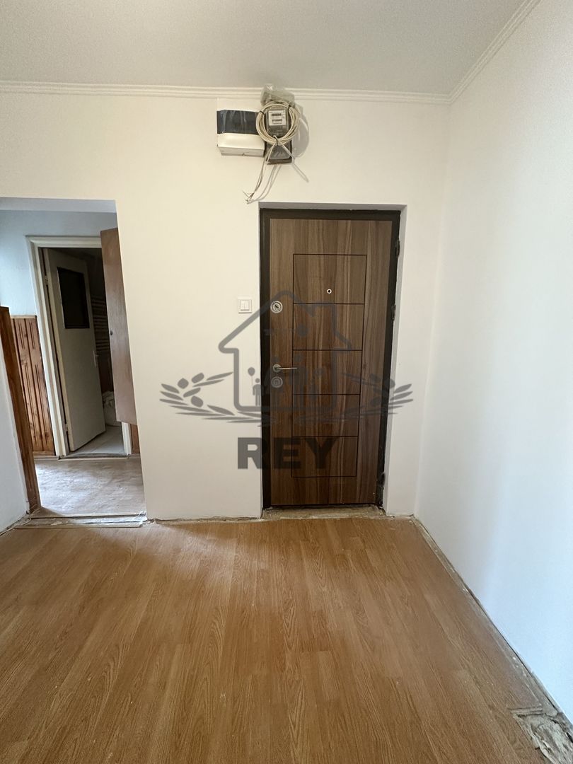 Apartament decomandat 2 camere de vânzare – Etaj 1, Str. Rahova, Sibiu - Poză 1