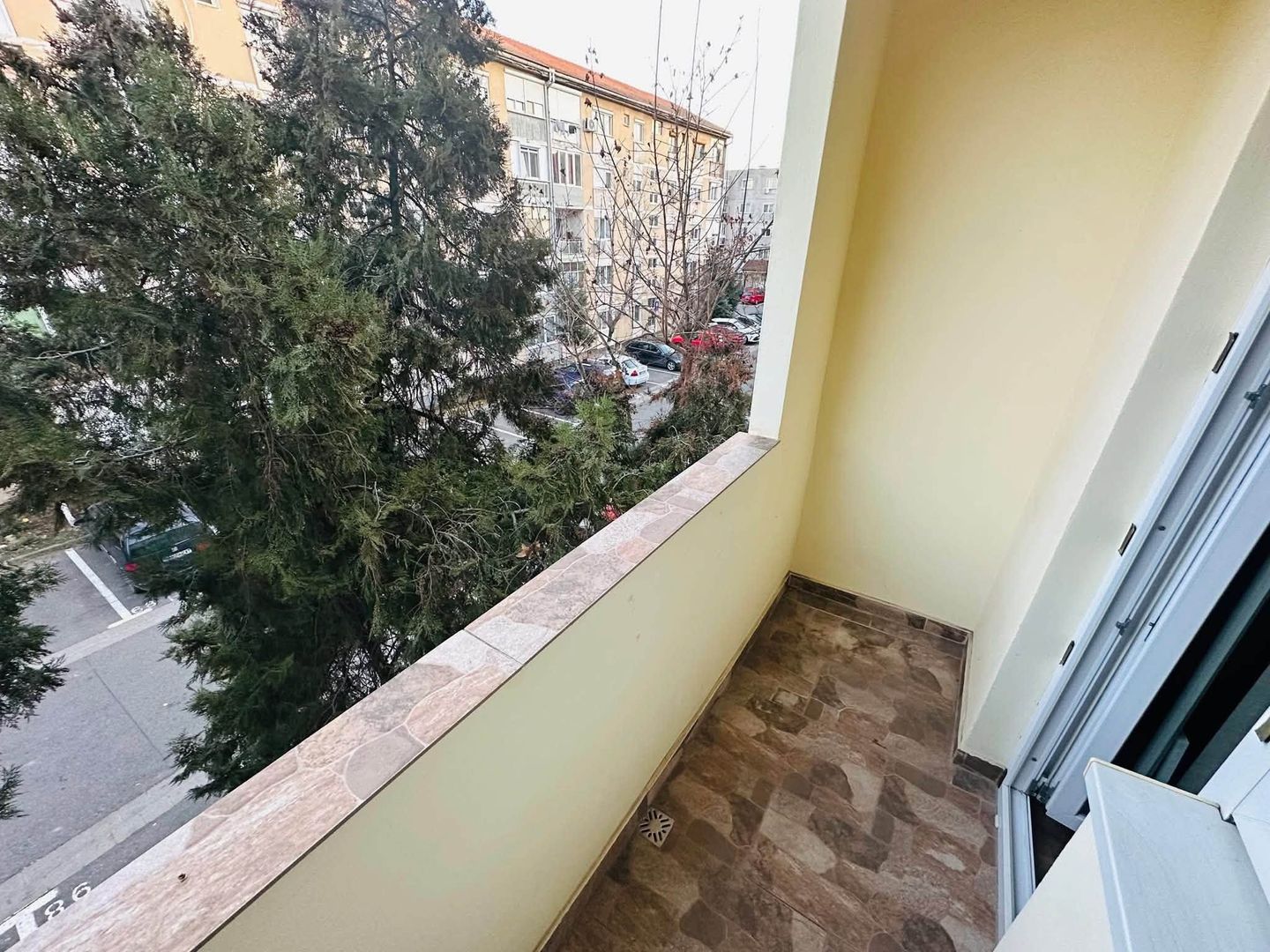 Apart.2 camere, etaj 2, zona Calea Aradului, Aleea Calinului – Oradea - Poză 6