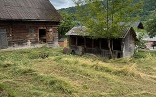 Casă de vânzare în Moisei, zonă turistică- 23 ari teren! - Poză 2