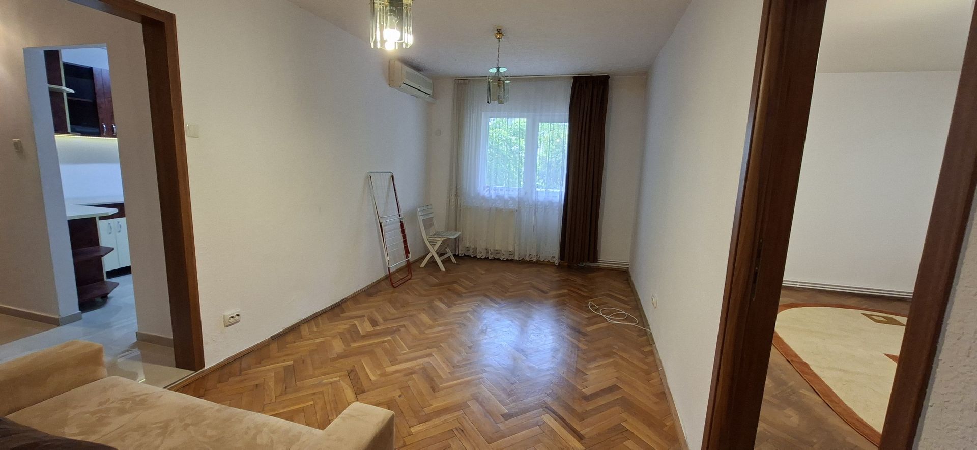 Apartament de inchirat cu 4 camere + garaj- Torontalului - Poză 11