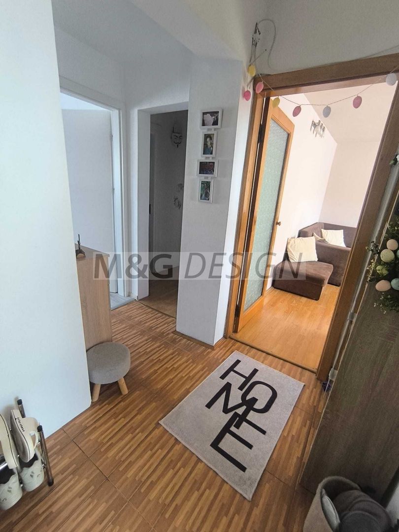 Apartament 3 camere Sagului etaj 2 cu centrala - Poză 3