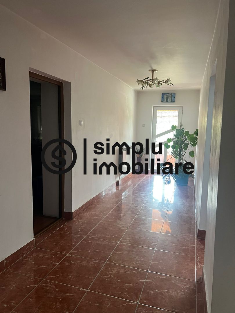 Vila S+P+1+M Lapus, str Paunitei - Poză 47