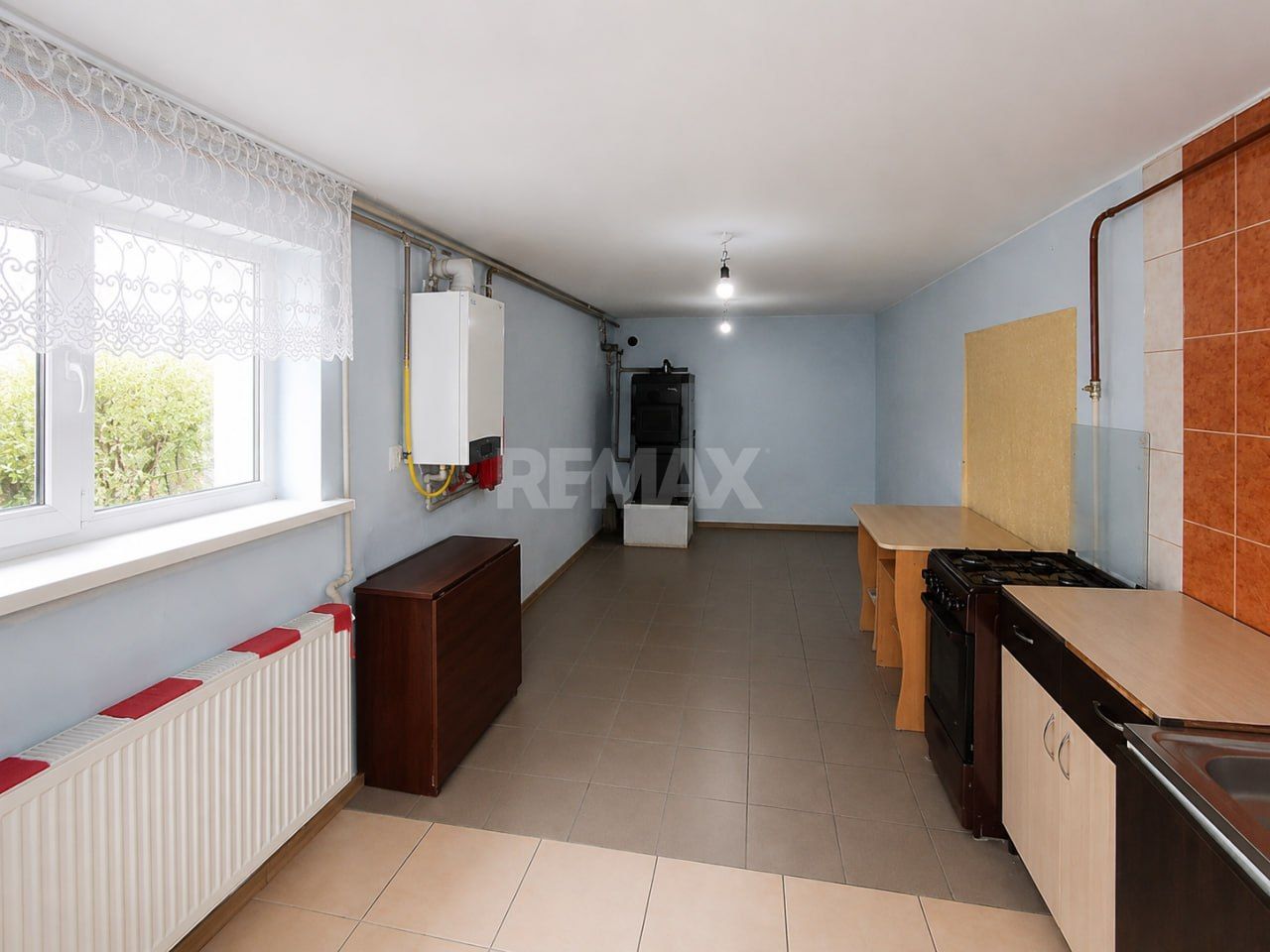 Casă generoasă cu 2 Nivele și confort modern – 10 Ari, Băcioi (sat Frumușica) - Poză 20