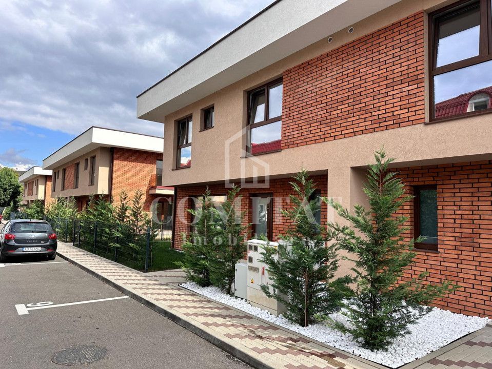 Case finisate calitativ construite zona de case și vile - Poză 19