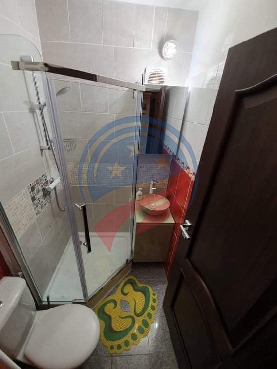 Garsonieră de închiriat Craiova centru, 24 mp, mobilată, aer condiționat - Poză 8