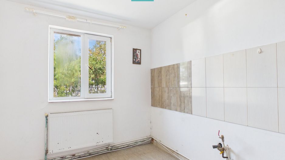 Casă individuală cu 4 camere și teren de 630 mp - Poză 11