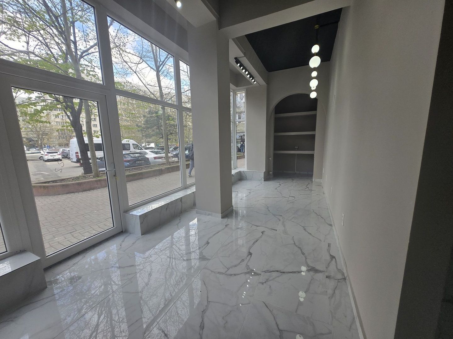 Spatiu comercial 101mp Dristor McDonald's Metrou Stradal Camil Ressu - Poză 3