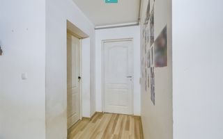 Apartament cu 3 camere pe 2 niveluri în Dumbrăvița - Poză 4