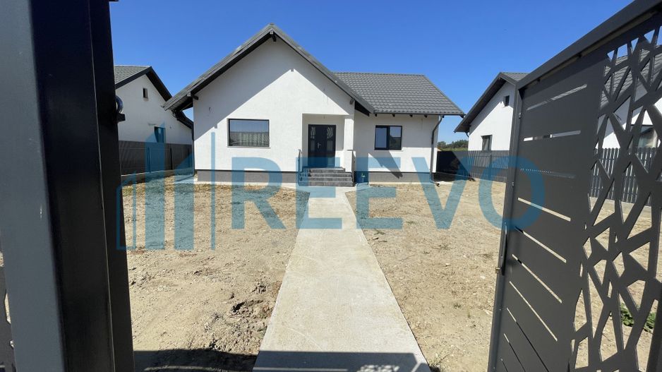 Casă de închiriat în Hemeiuș - Poză 5