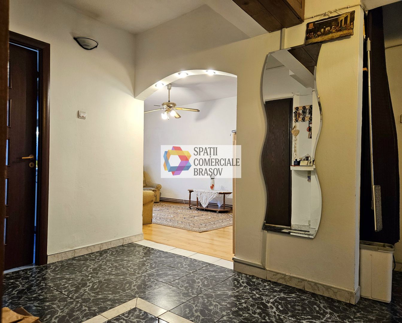 Apartament cu patru camere, zona Judetean 77mp - Poză 3
