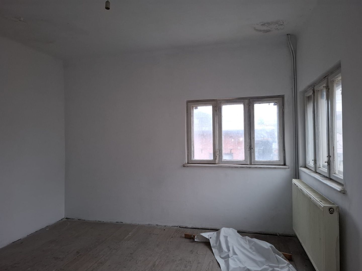 URGENT!, vila singur curte, TEREN IN PROPRIETATE, libera, NEGOCIABIL - Poză 6