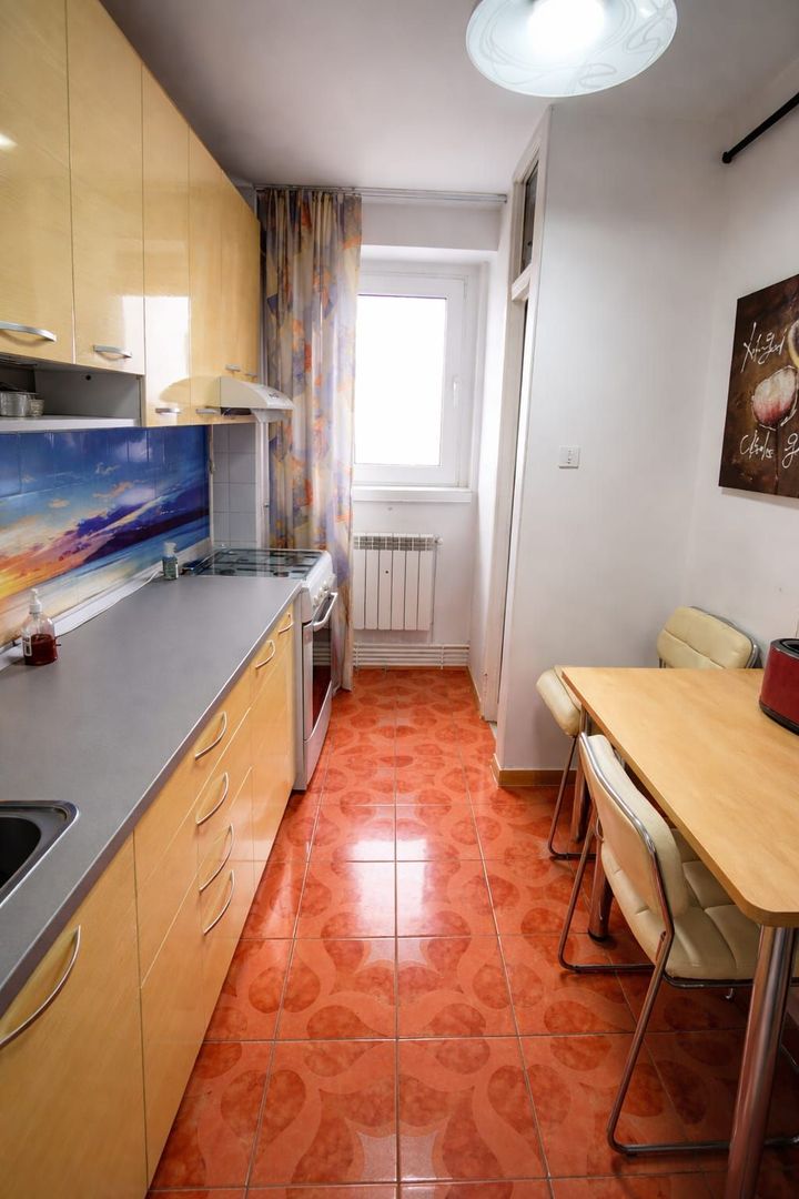 De vanzare apartament cu 2 camere Mazepa 2, 62.000 euro - Poză 2