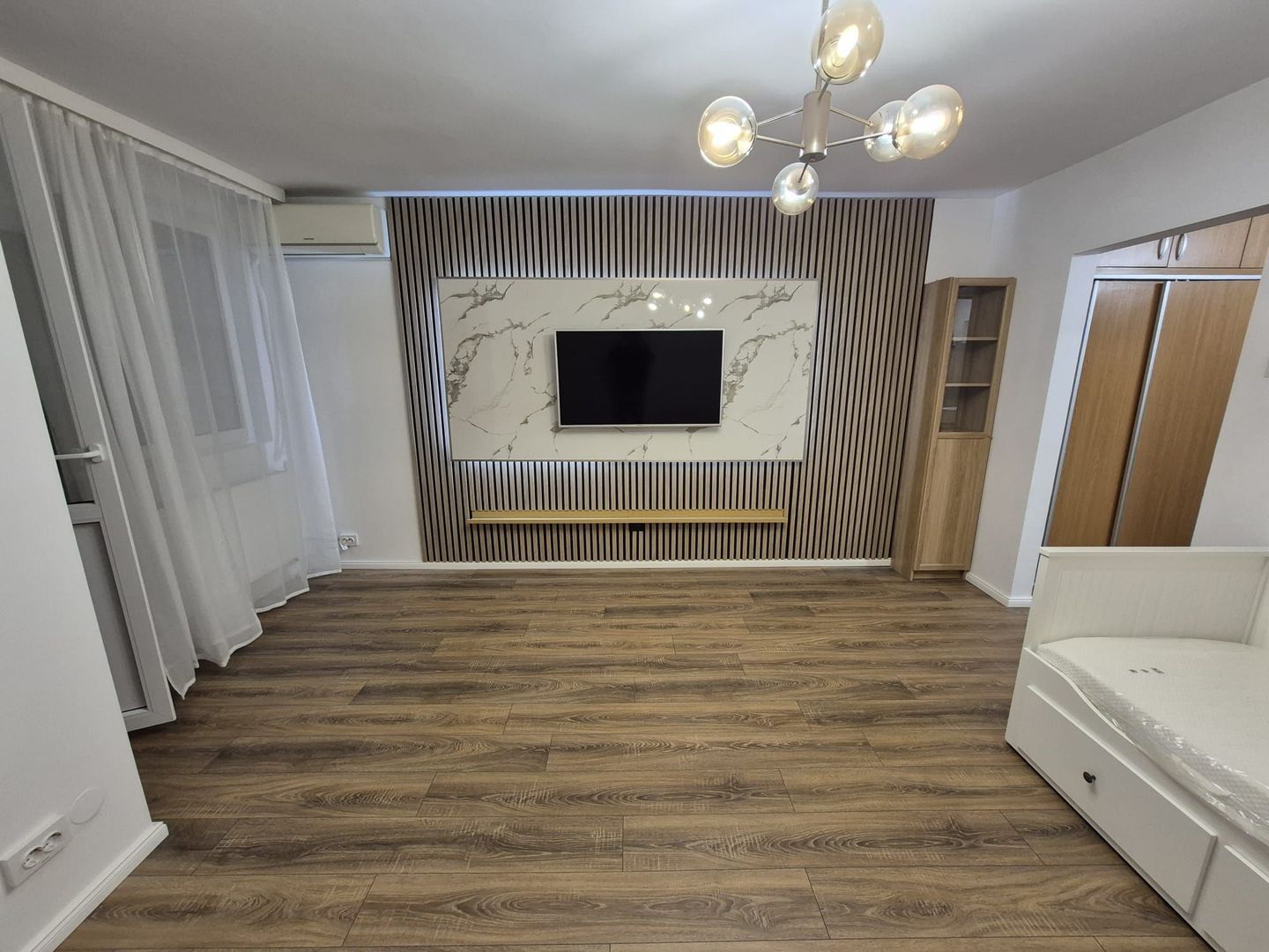 Garsoniera de vanzare Lujerului - Poză 1