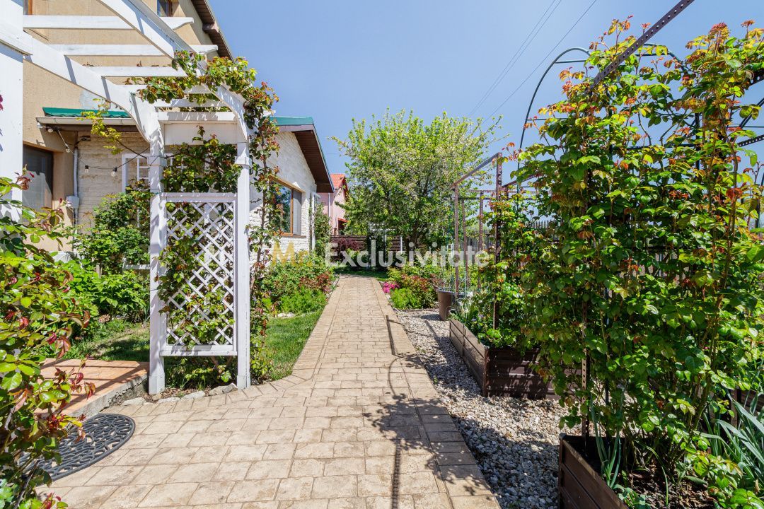 Casa cu suflet si gradina spectaculoasa - Poză 6