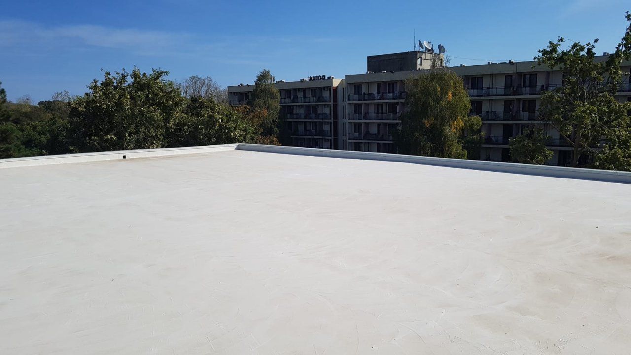 Pensiune deosebită de vânzare în Neptun – la doar 5 minute de plajă! - Poză 15