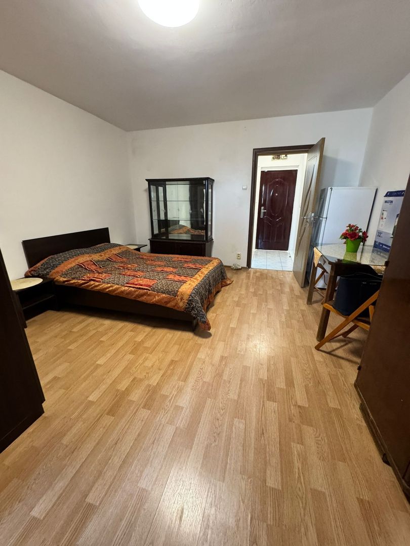 Garsoniera Drumul Taberei Plaza Mall - Poză 2