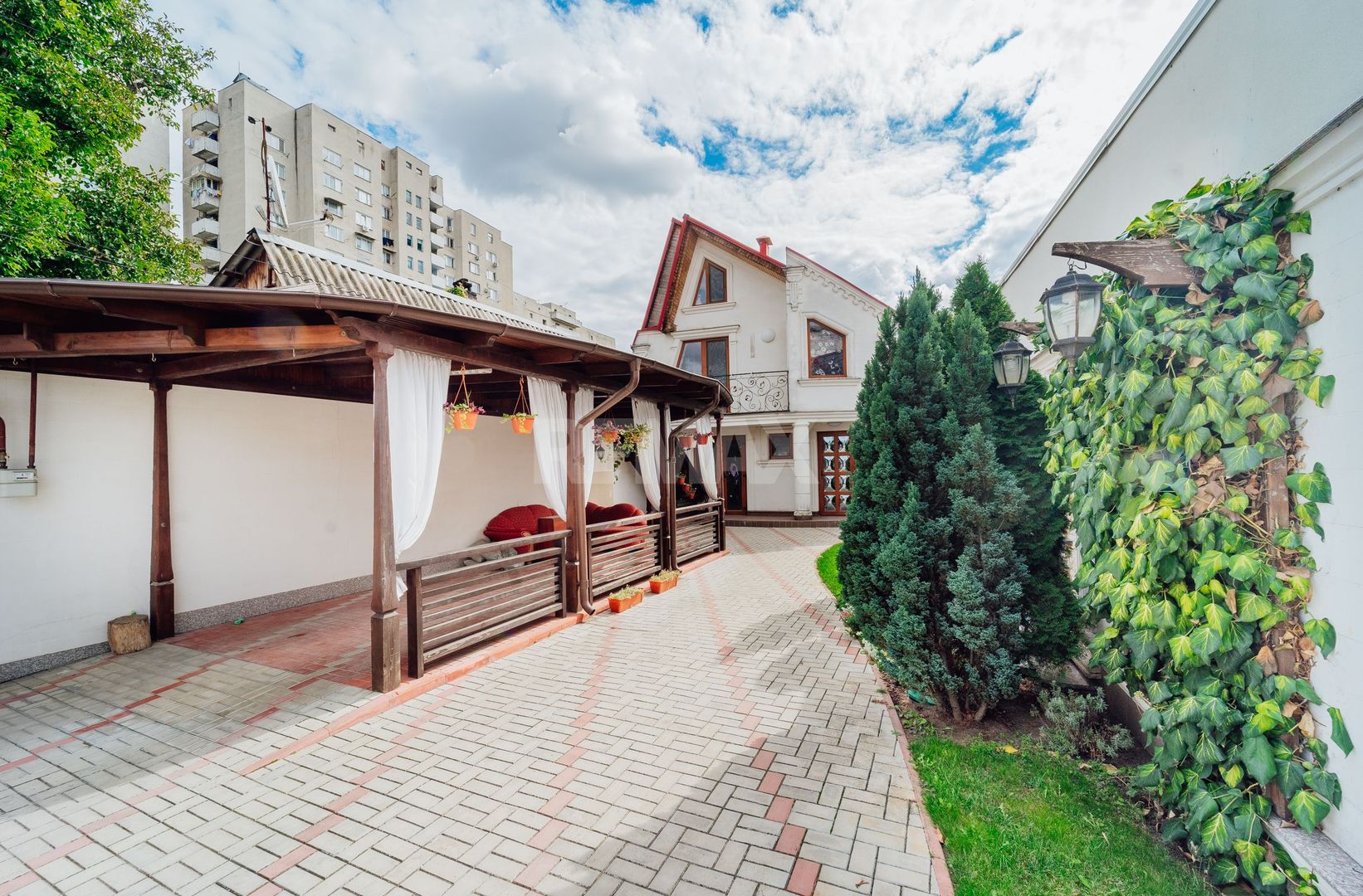Casă individuală cu 6 camere în Buiucani, lângă Dendrarium și Valea Morilor - Poză 39