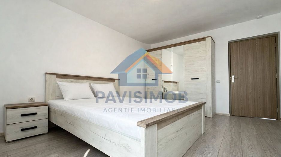 Casă de închiriat Sânpetru – curte + parcare - Poză 7