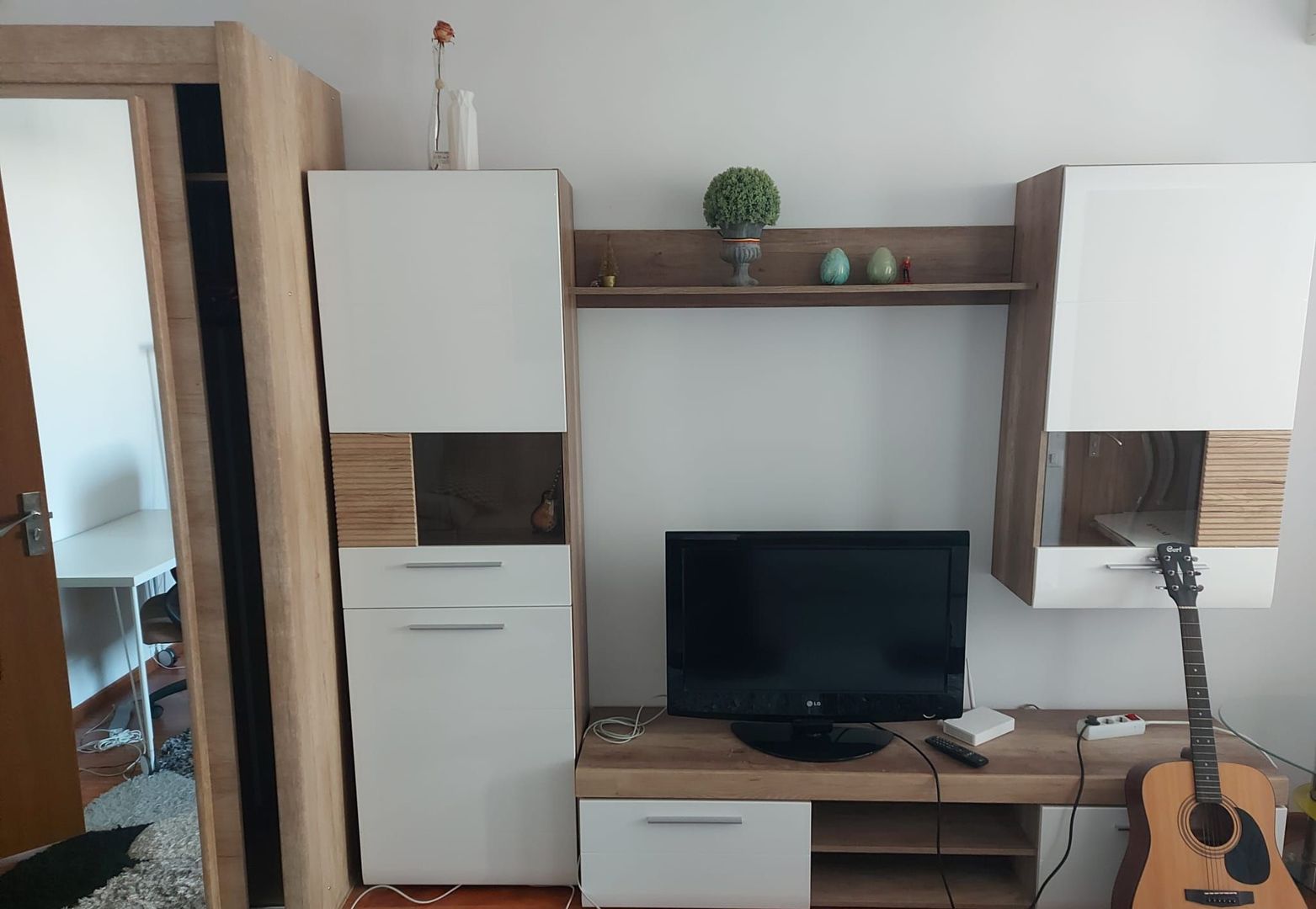 Garsonieră renovată, mobilată și utilată, lângă Parcul Titanii - Poză 3