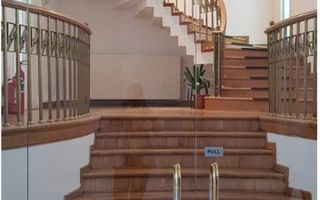 Ag BRASADAS închiriază vila cu 22 camere Piata Universitatii - Poză 3