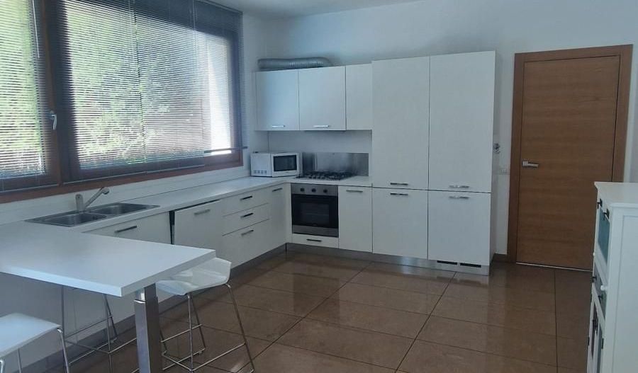 VILA CU PISCINA| DE INCHIRIAT | PIPERA | EROU IANCU NICOLAE - Poză 4