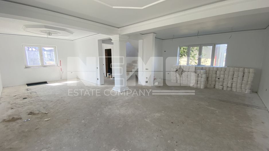 Vila 200mp Utili | Radauti | 4 dormitoare - Poză 1