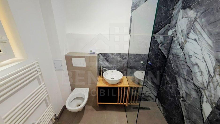 Casa renovata complet in Schei - Brasov cu Terasa Panoramica - Poză 7