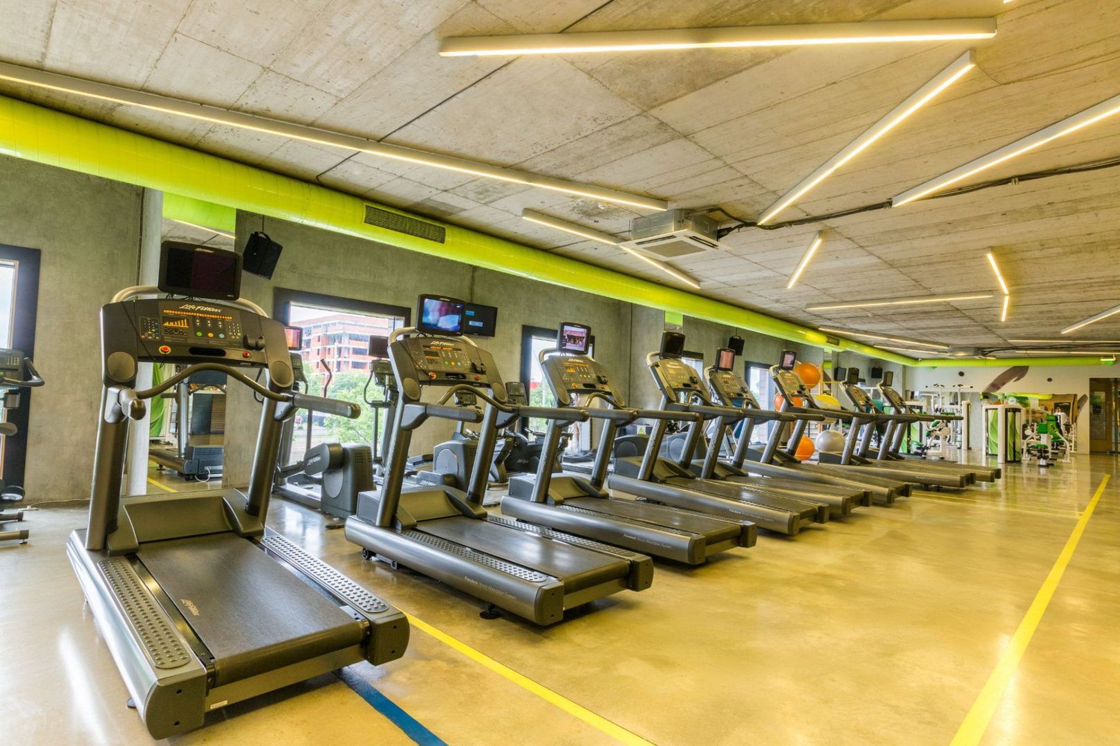 Apartament 3 camere ASMITA GARDENS de inchiriat. - Poză 18