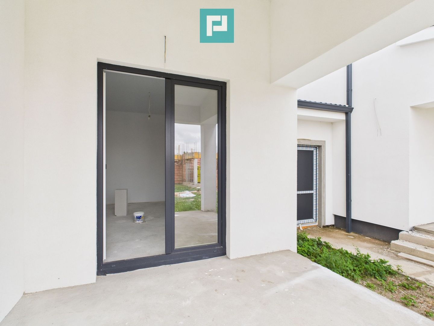 Duplex elegant  cu 5 camere în Dumbrăvița - Poză 5