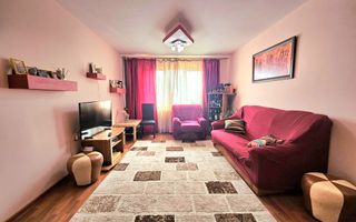 Apartament cu 3 camere de vanzare Casa de Cultura Constanta - Poză 1