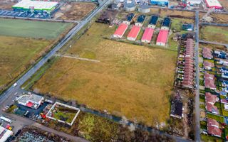 Teren intravilan la șoseaua principală Grădiște - Poză 6
