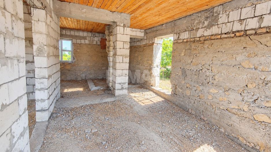 CASĂ GENEROASĂ CU 3 CAMERE – 90 m² | 17 ARI| ANENII NOI - Poză 15