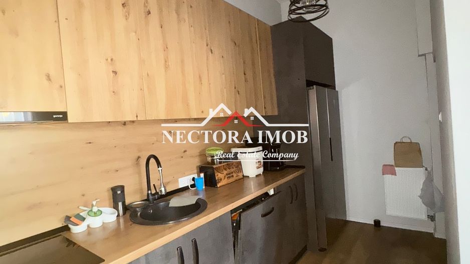 NECTORA IMOB-Casa Mare 10 camere,4 bai,Zona Centrala, utilata/mobilata - Poză 15