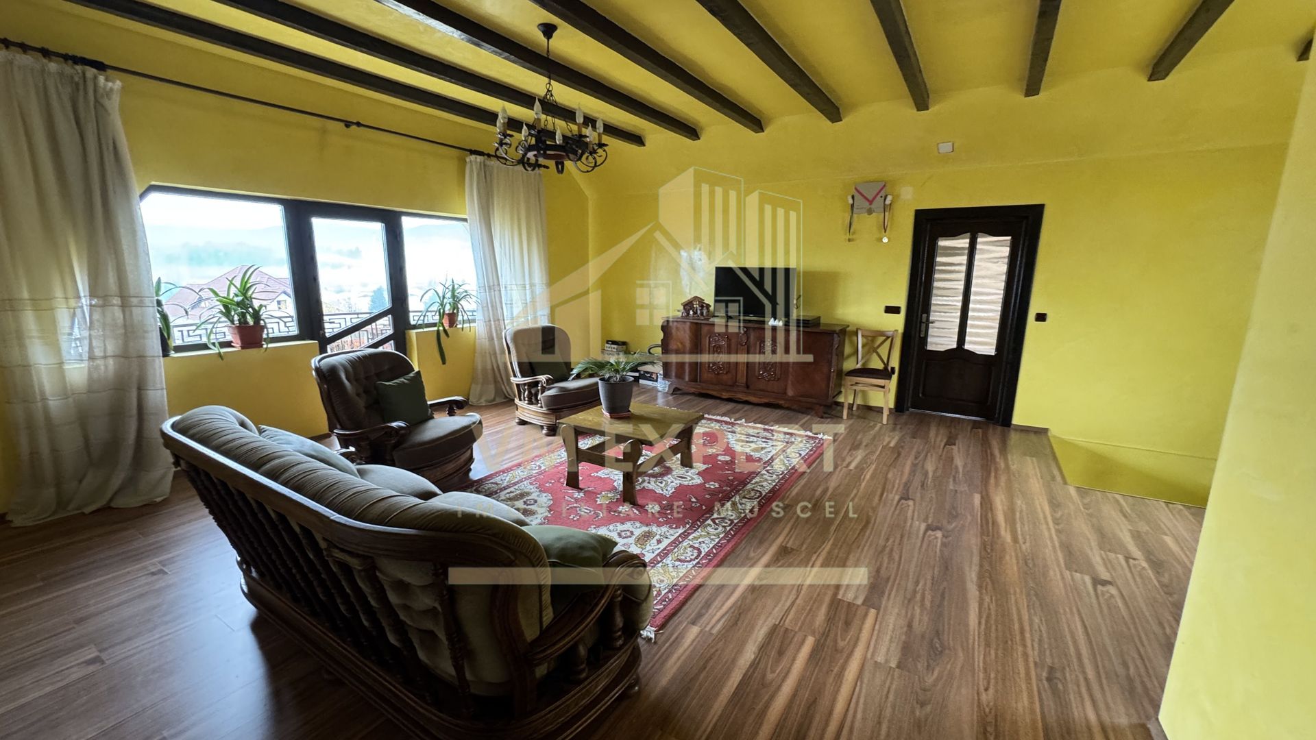 VILA 5 CAMERE 246 MP TEREN 817 MP CÂMPULUNG, 0 COMISION CUMPARATOR - Poză 52