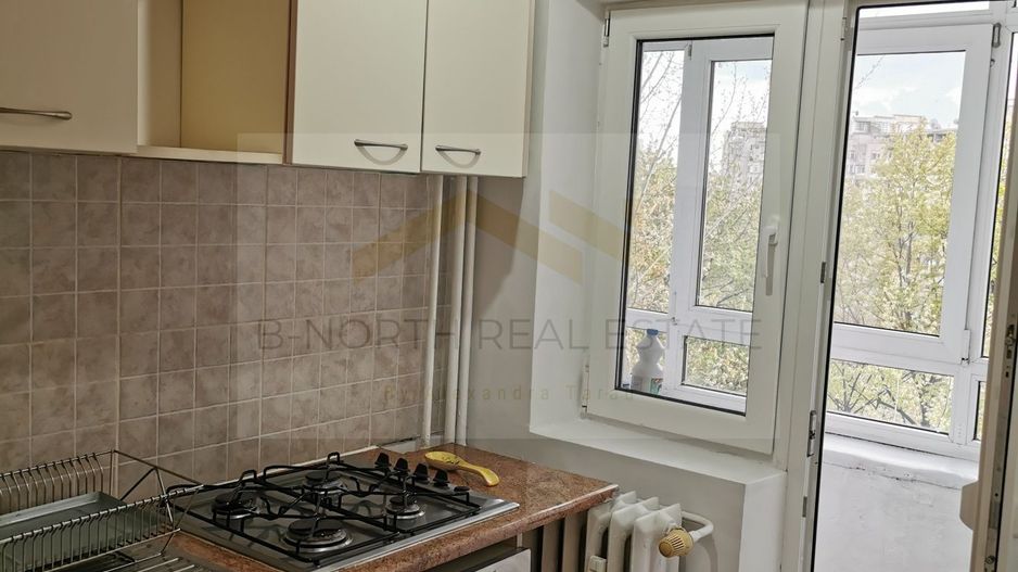 Apartament 2 camere de închiriat | Bulevardul Unirii 33 | Vedere la bulevard - Poză 5