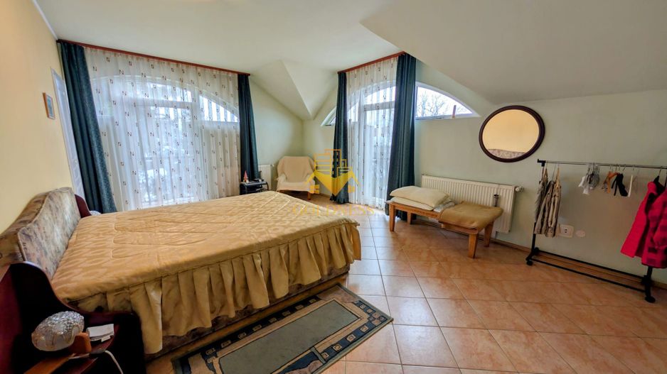 Vila, 6 Camere, 365 mp, 4 bai, Andrei Muresanu, Constantin Brancusi - Poză 13