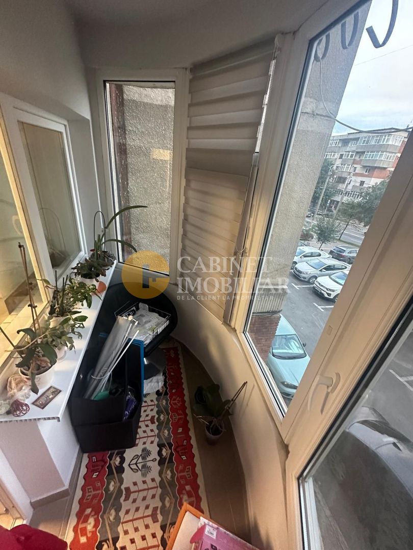 PACURARI - 4 CAMERE DECOMANDAT - ETAJUL 1 - LA BULEVARD - Poză 9