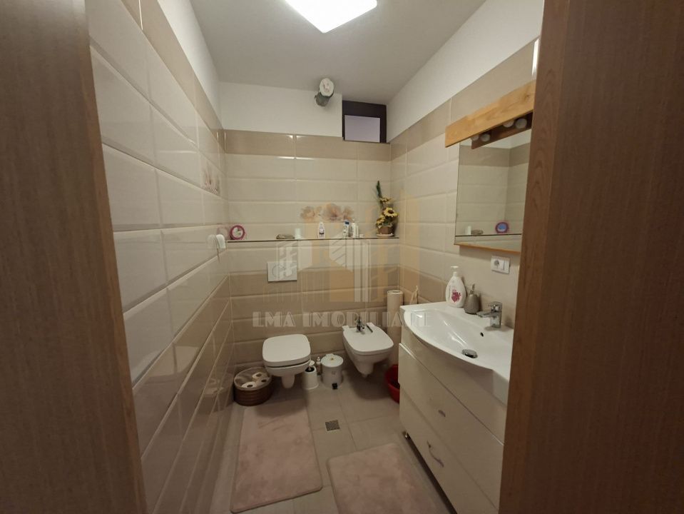 Casa individuala Tractoru zona Socec Brasov - Poză 10