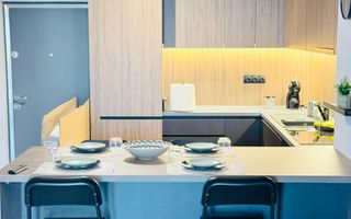 Inchiriere apartament semidecomandat 2 camere, Riviera by Viva - Poză 2