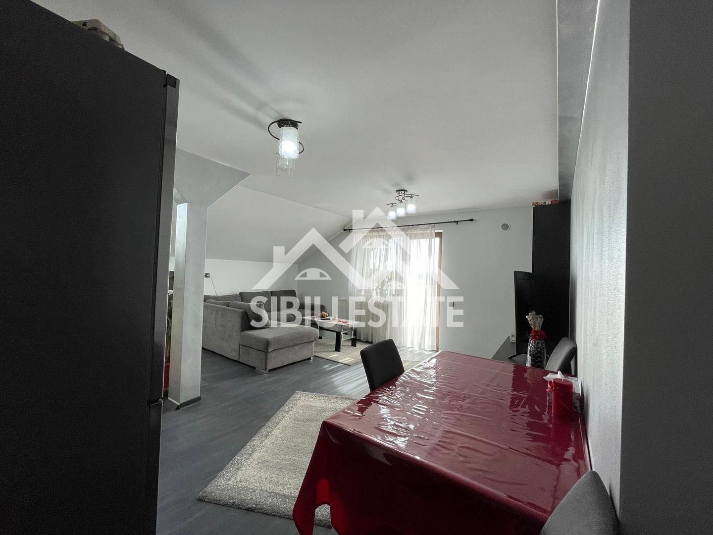 Apartament de vanzare 3 camere si 2 locuri parcareSelimbar - Poză 9