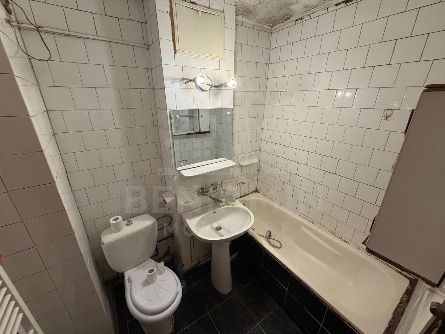 Apartament 3 camere decomandat cu 2 bai - Lapus - - Poză 6