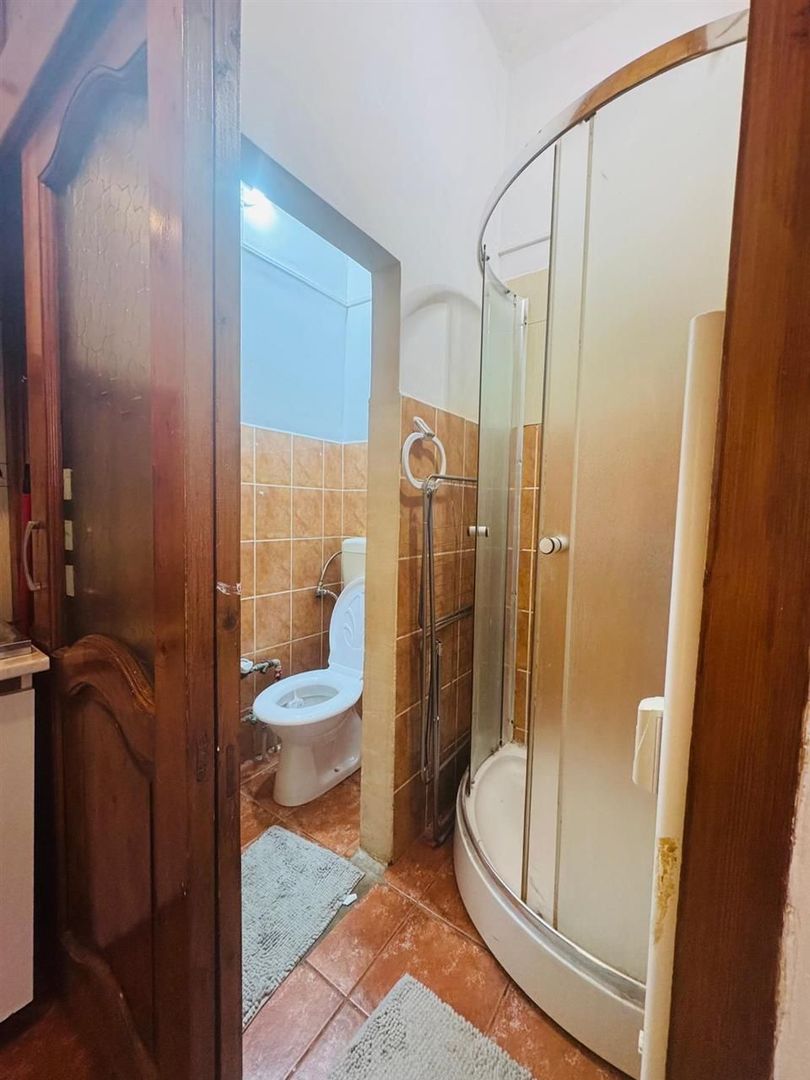 Garsoniera la parter in Iosia - Poză 2