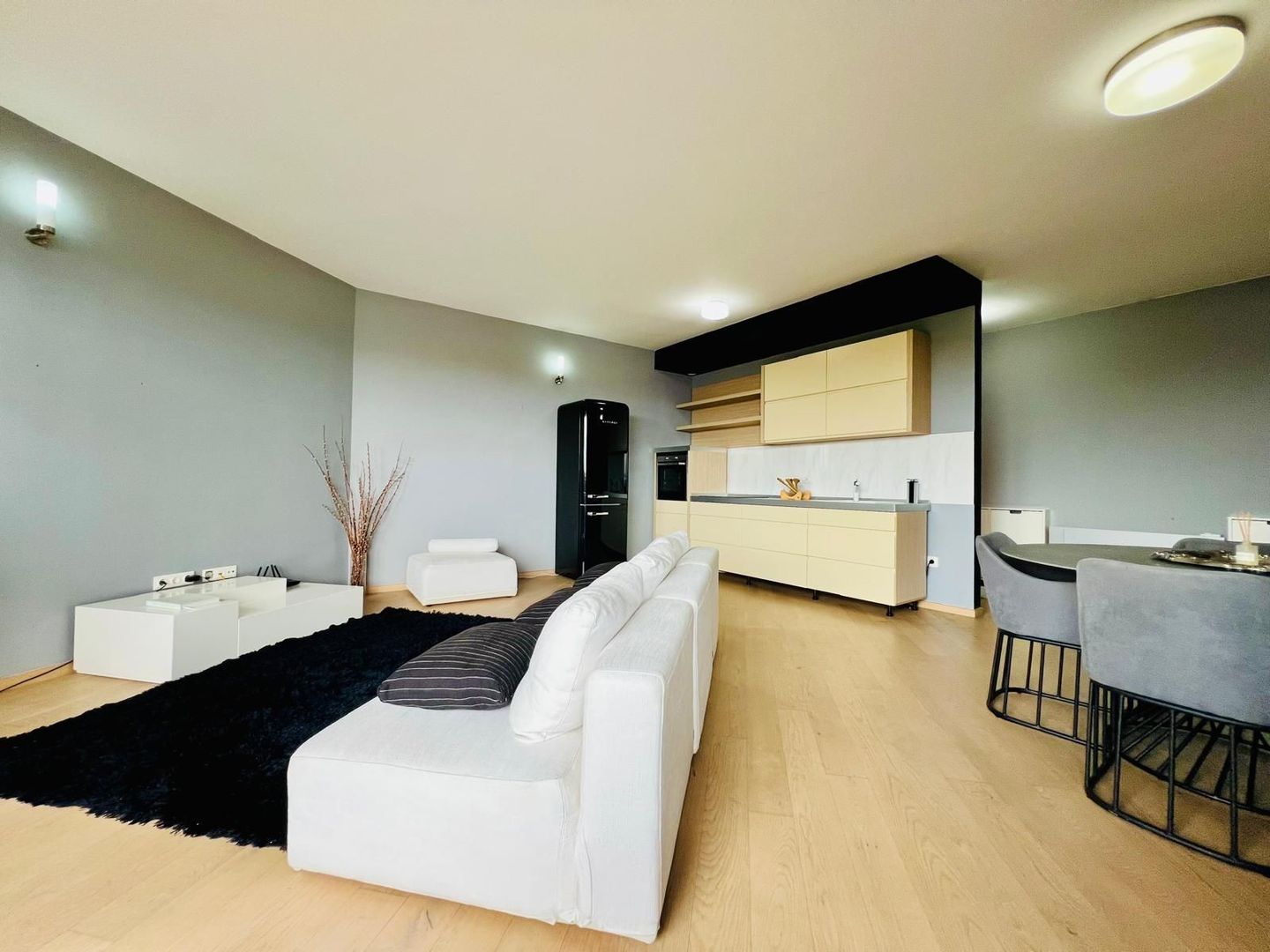 Apartament de LUX I Terasă Panoramică I Zonna Centrală - Poză 2