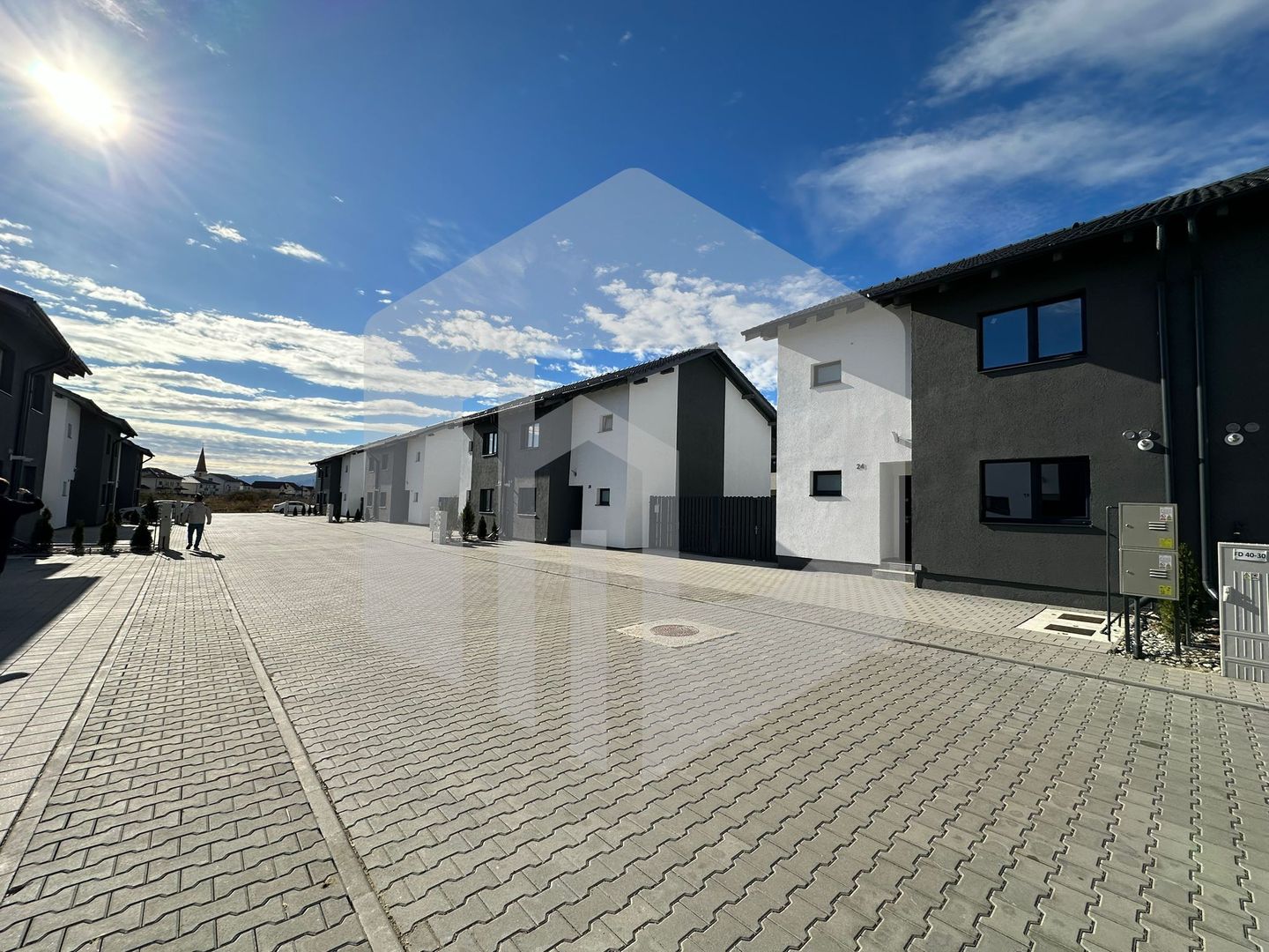 Duplex 4 camere - La Alb - Intabulat - Selimbar -Intabulat - Poză 1