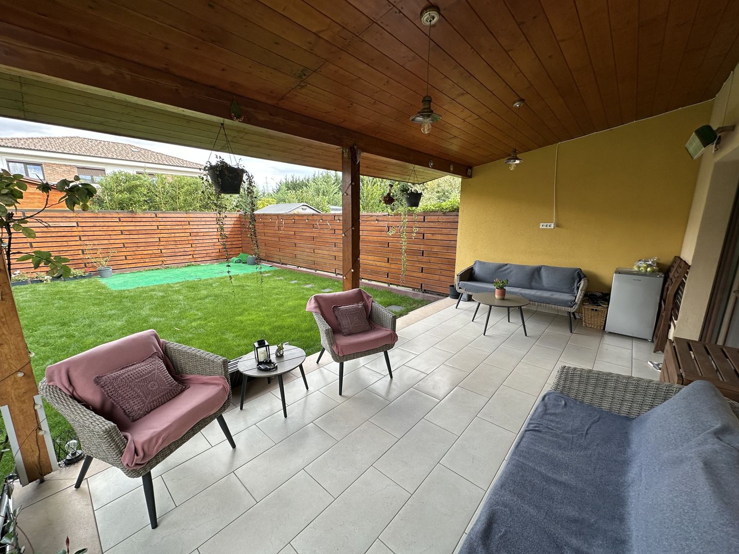 Duplex cu 5 camere de vanzare  în zona Aradului - Poză 2