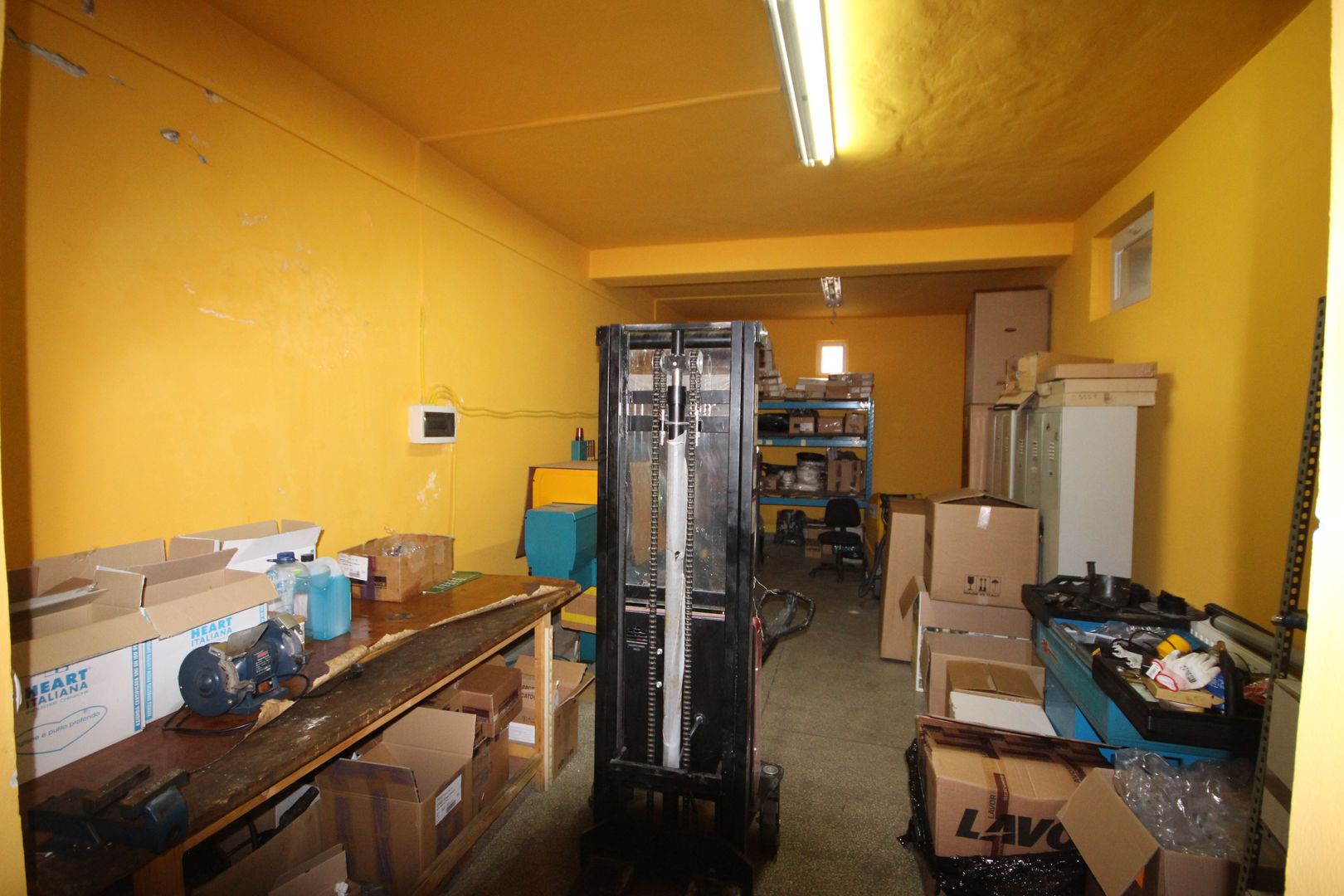 Imobil  cu destinatie mixta - Poză 37