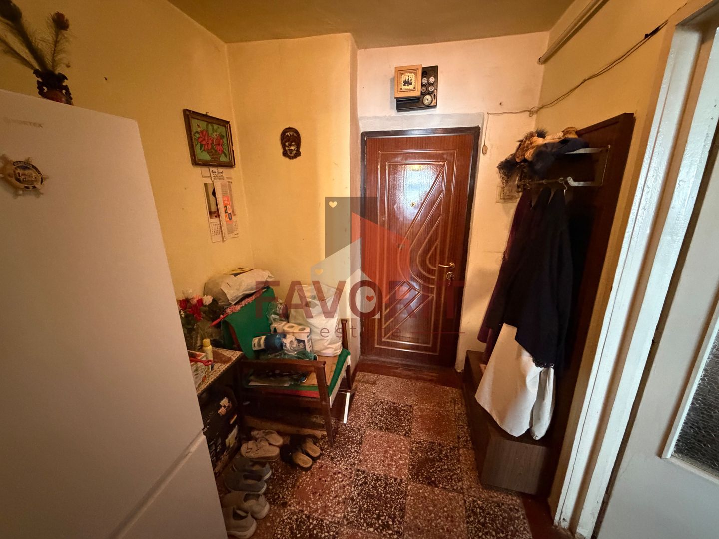 Etaj intermediar. Pozitie excelenta. Lift - Poză 4