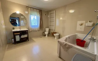 CASA INDIVIDUALA - TEREN 800 MP - TOATE UTILITATILE - LANGA SOLEIA - Poză 13