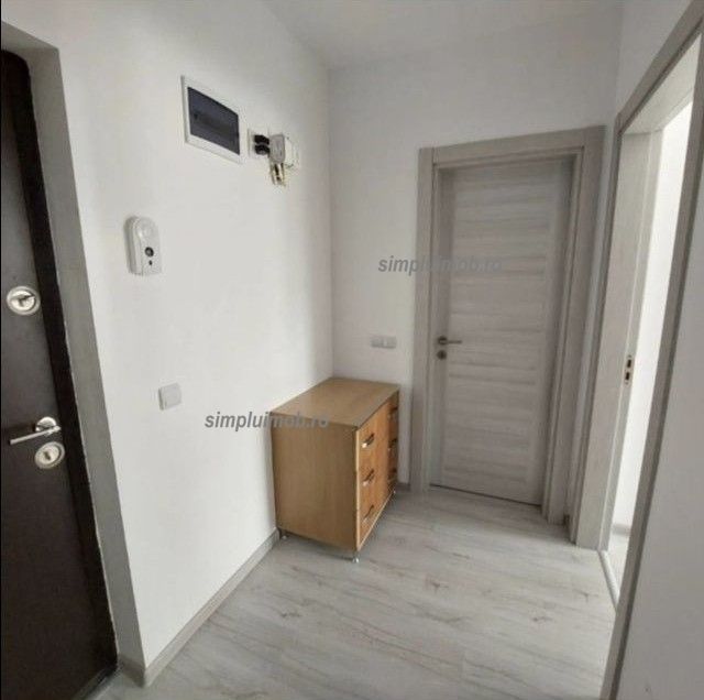 Garsoniera Spatioasa Metalurgiei - Poză 1