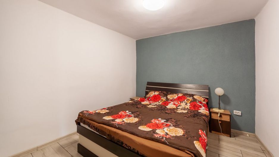 Casă renovată 2022, 3 camere, 1034 mp teren, încălzire în pardoseală - Poză 5